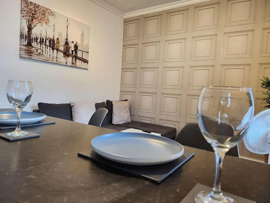 King Bed Apartment By Property Promise Cardiff Verenigd Koninkrijk