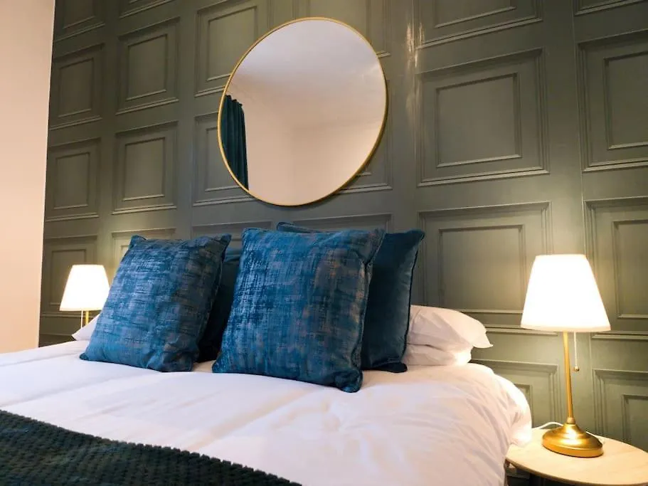 King Bed Apartment By Property Promise Cardiff Verenigd Koninkrijk